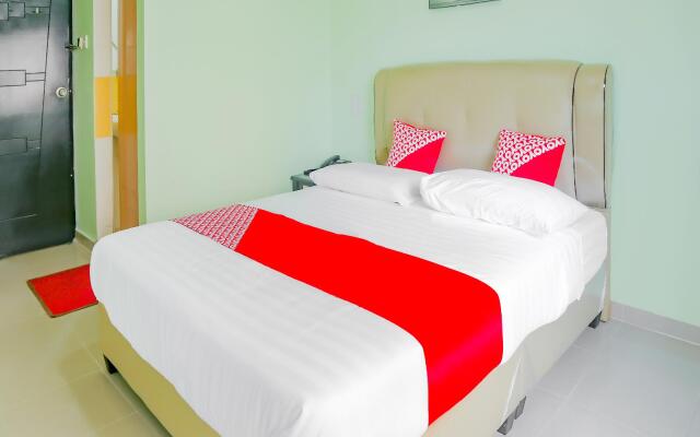 OYO 90269 Hotel Indorasa 2