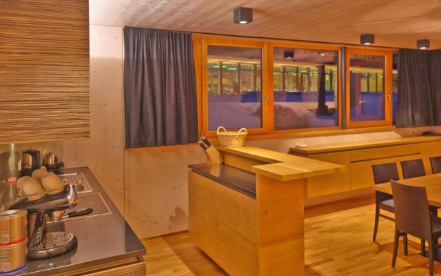 Gradonna Mountain Resort (KAX101)