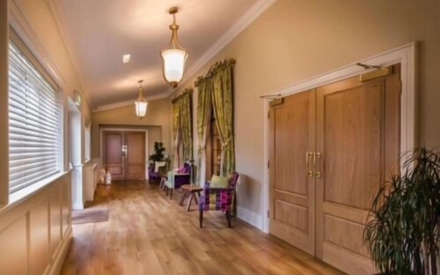Breffni Arms Hotel