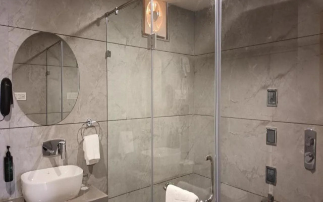 D Square Statue of Unity Kevadia, a member of Radisson Individuals