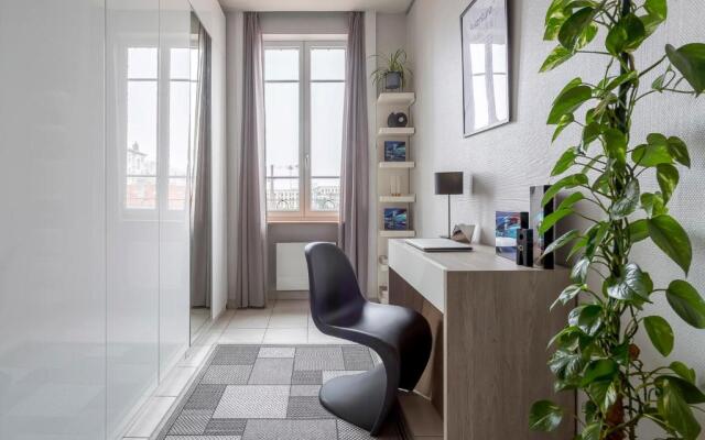 Suite Tolstoï - Superbe Appartement calme et lumineux