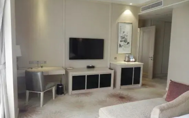 Qilu Jiudi Yujing Hotel