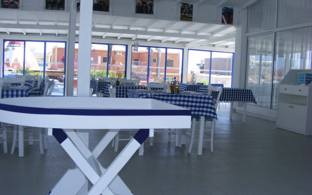 Flokkas Hotel Apartments