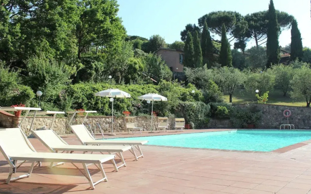 Cozy Holiday Home With Pool in Sienna Italy