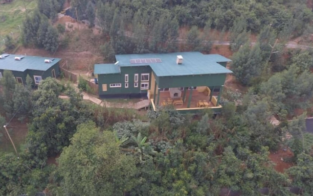 Summit Safari Lodge