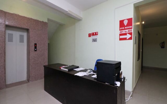 Oyo Flagship 26593 Yug Residency