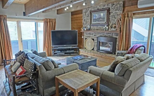 Waterford 18 3 Bedroom Townhouse