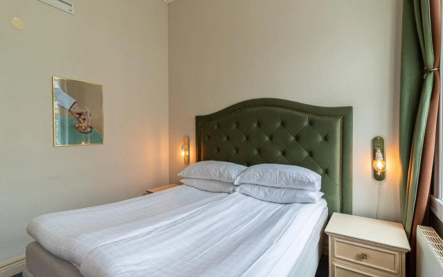 Home Hotel Christian IV