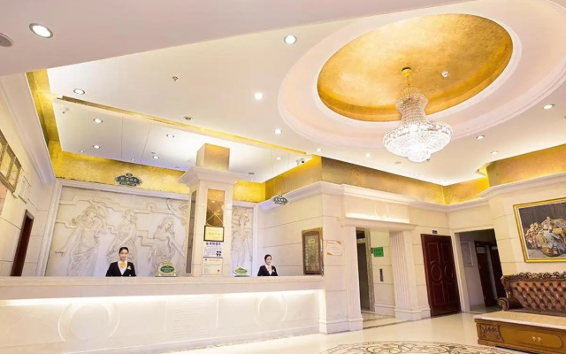 Vienna Hotel (Chengdu Convention and Exhibition Center Huayang Metro Station) – Lobby – Chengdu