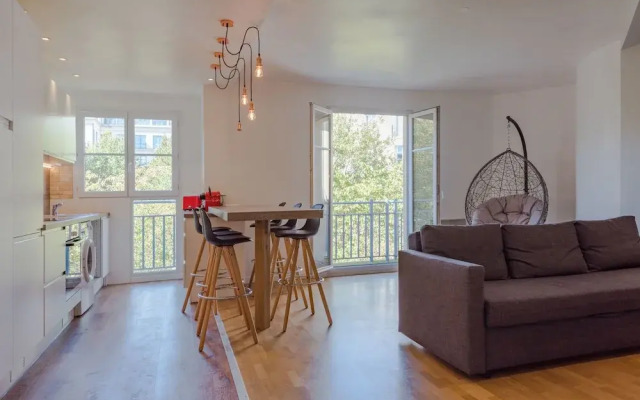 Ariane Disneyland Apartment