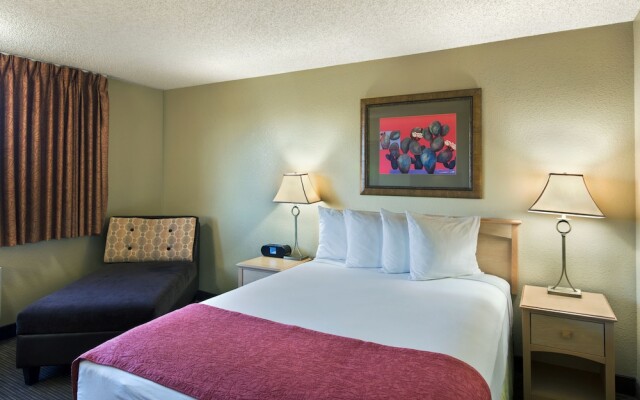 Oxford Inn & Suites Lancaster