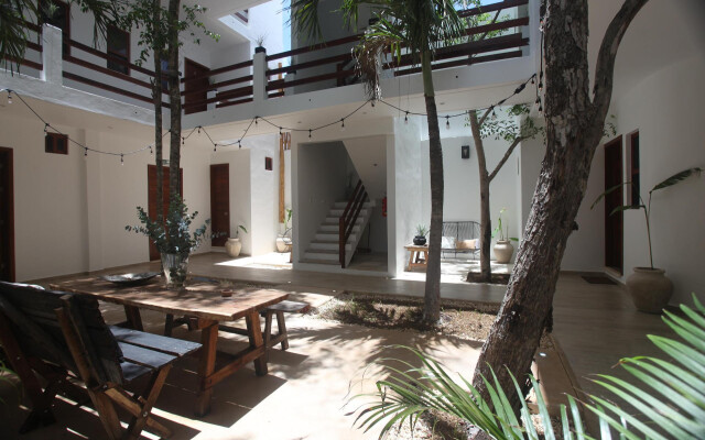 Standard Rooms by GuruHotel