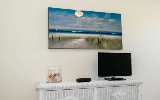 Cove at Sandy Pointe Unit 205a