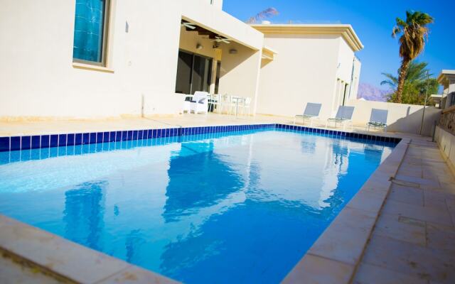 Sun And View Suites