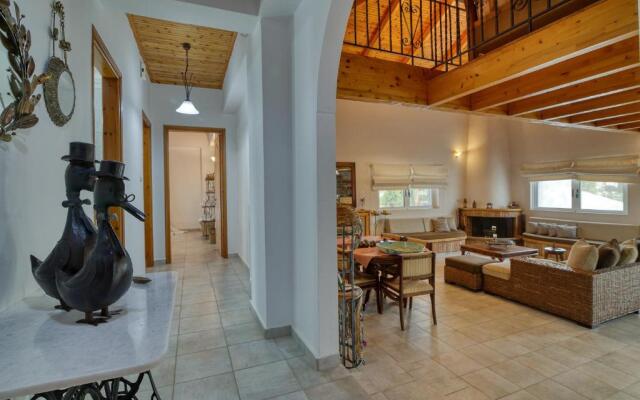Villa John Dimeon Kato Achaia With Pool