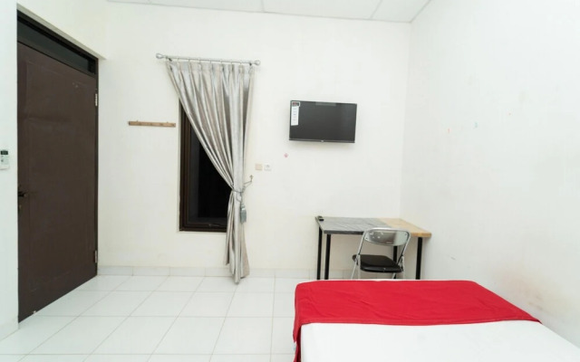 KoolKost Syariah near Summarecon Mall Serpong