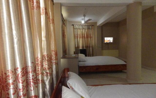 Justa Hotel