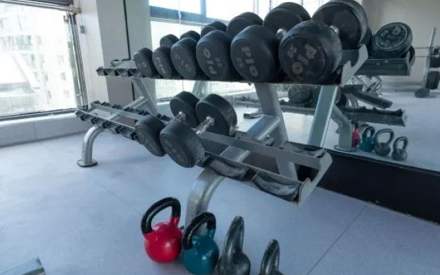 Yinji Hotel (Yuhuan Wuyue Plaza)