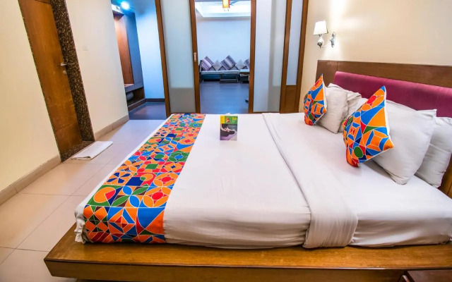 Hotel Sadanand Regency