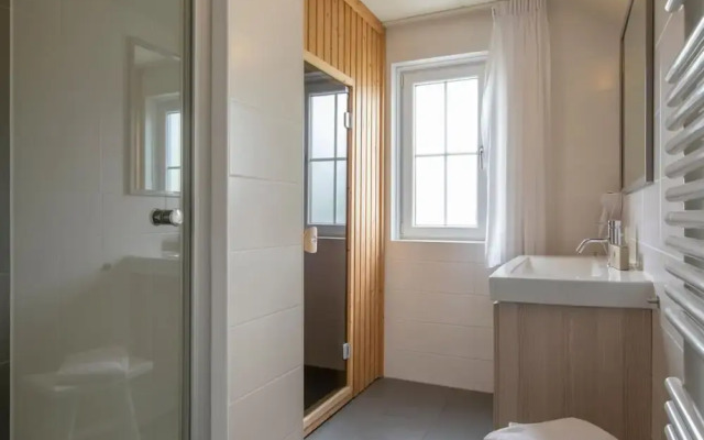 Beautiful Villa With Infrared Sauna, 400m sea