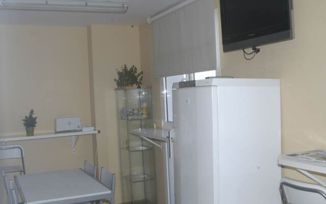 Hostel & Gym Relise - Albergue Juvenil