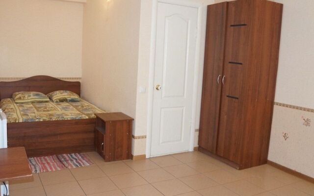 Lazurnaya Plus Hotel