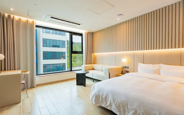 HOUNDHOTELDAEGUHYUKSIN