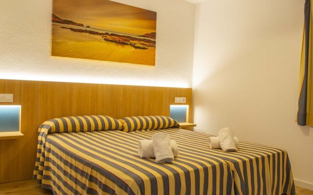 Apartamentos Sol Y Mar Menorca