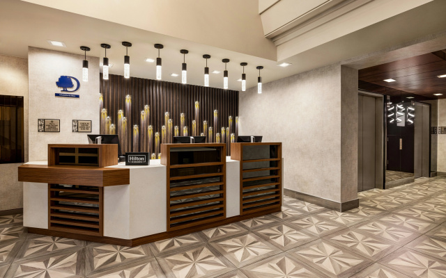 DoubleTree by Hilton New York Midtown Fifth Ave - Image 2