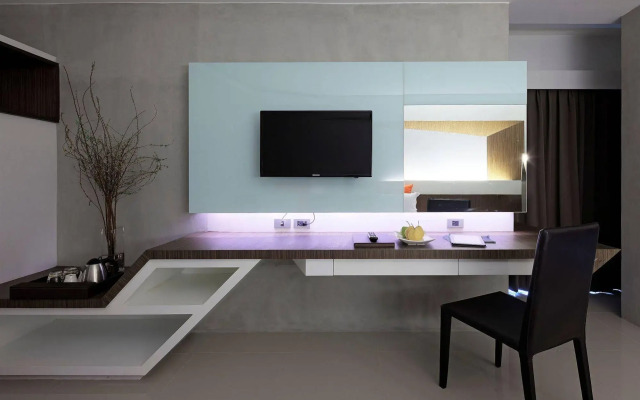 Nine Forty One Hotel