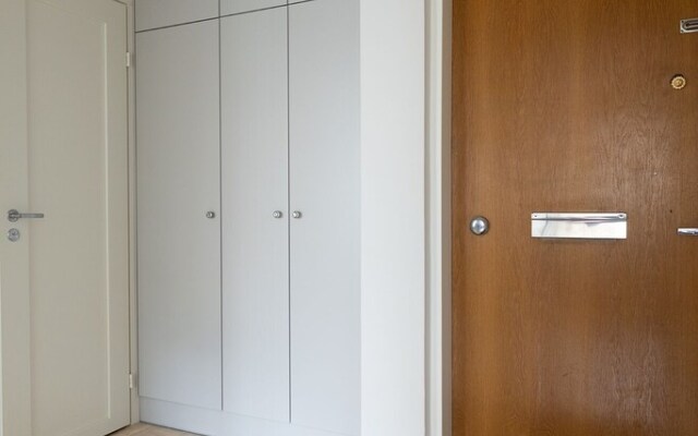 2ndhomes Renovated 1BR Home w Balcony