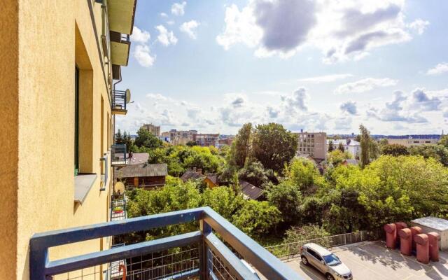 #stayhere - Spacious & Bright 1BDR Apartment Shopping District