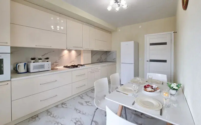 Апартаменты ЛавлиХоум 39 на аллее Знаний, д. 3