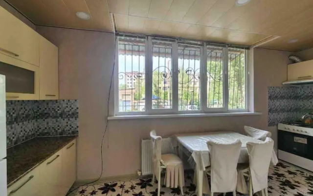 Cozy apartment, Ground floor.