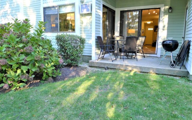 87 Chilton - 2 Bedroom Condo