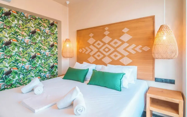 HOM54 Luxury Suites