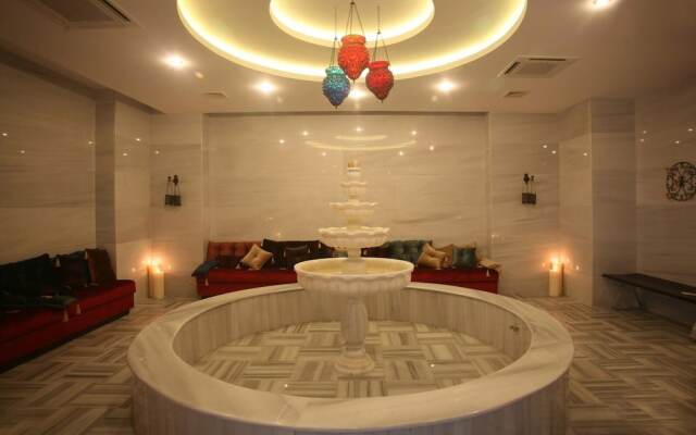Gold City Apartment