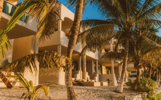 Paamul Hotel