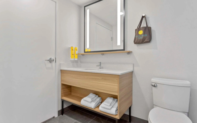 Tru By Hilton Lincoln East