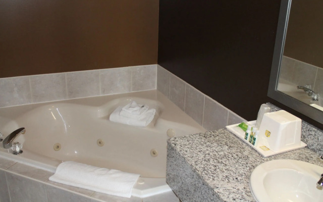 Best Western Strathmore Inn