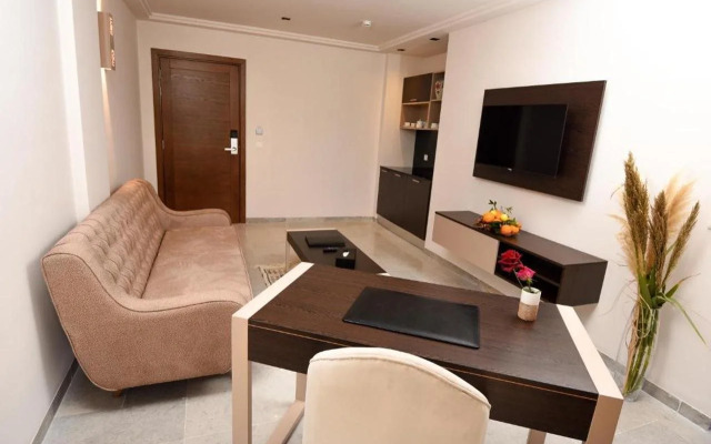 Lescure Business Hôtel and SPA