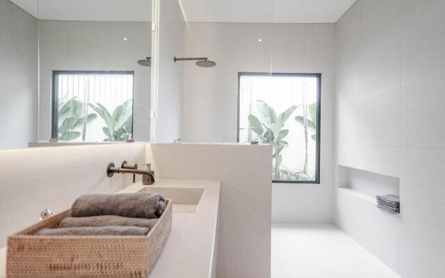 Kayu Kembar Deluxe Villa