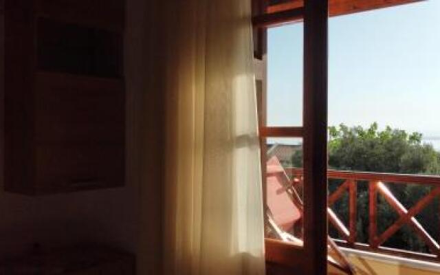 Athina Apartments
