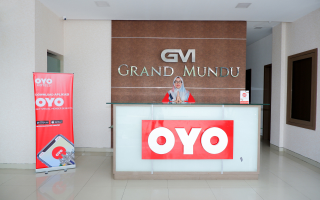 OYO 379 Grand Mundu