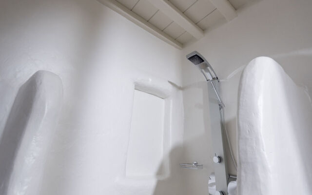 Cova Suites