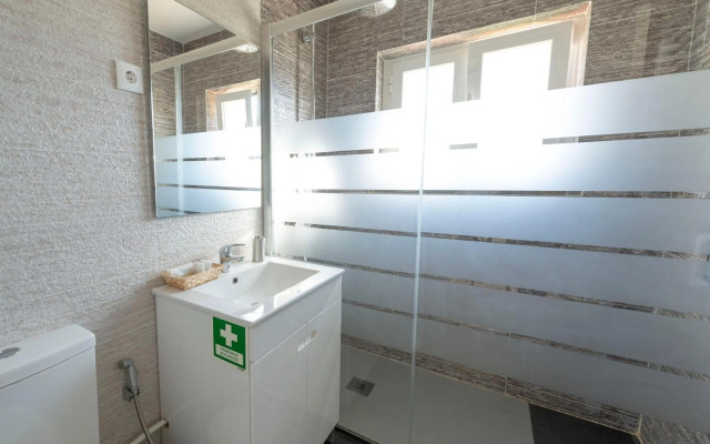 The Yellow House Cascais