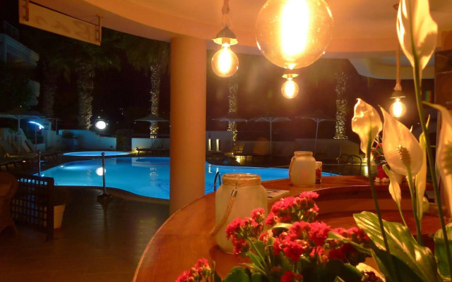 Sun Rise Hotel Studios & Apartments
