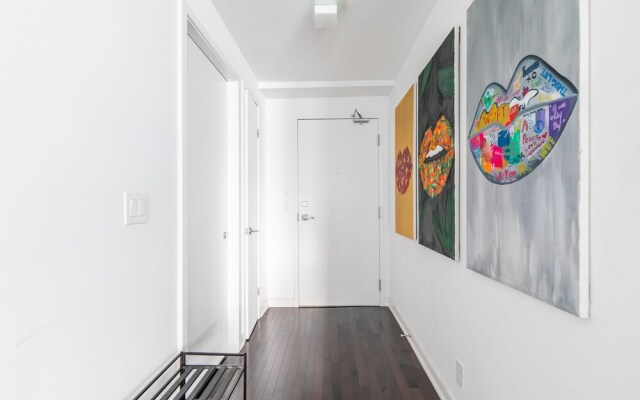 AOC Suites - Luxury Condo - City View