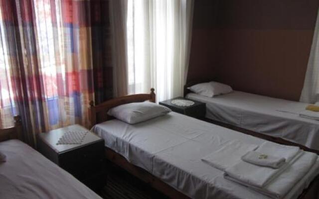 Shans 3 Guest Rooms