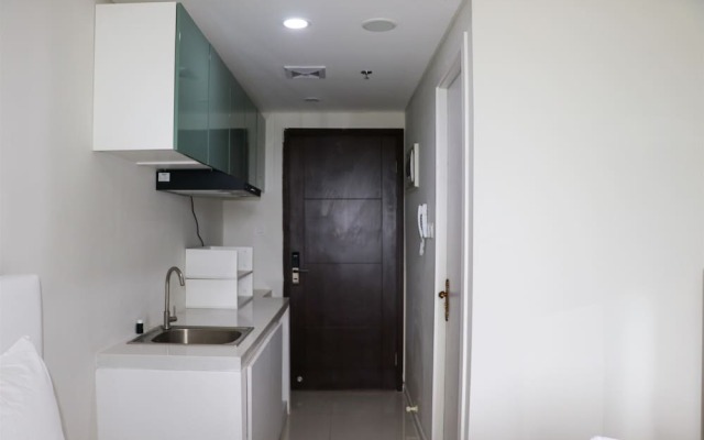Elegant And Comfy Studio At Daan Mogot City Apartment